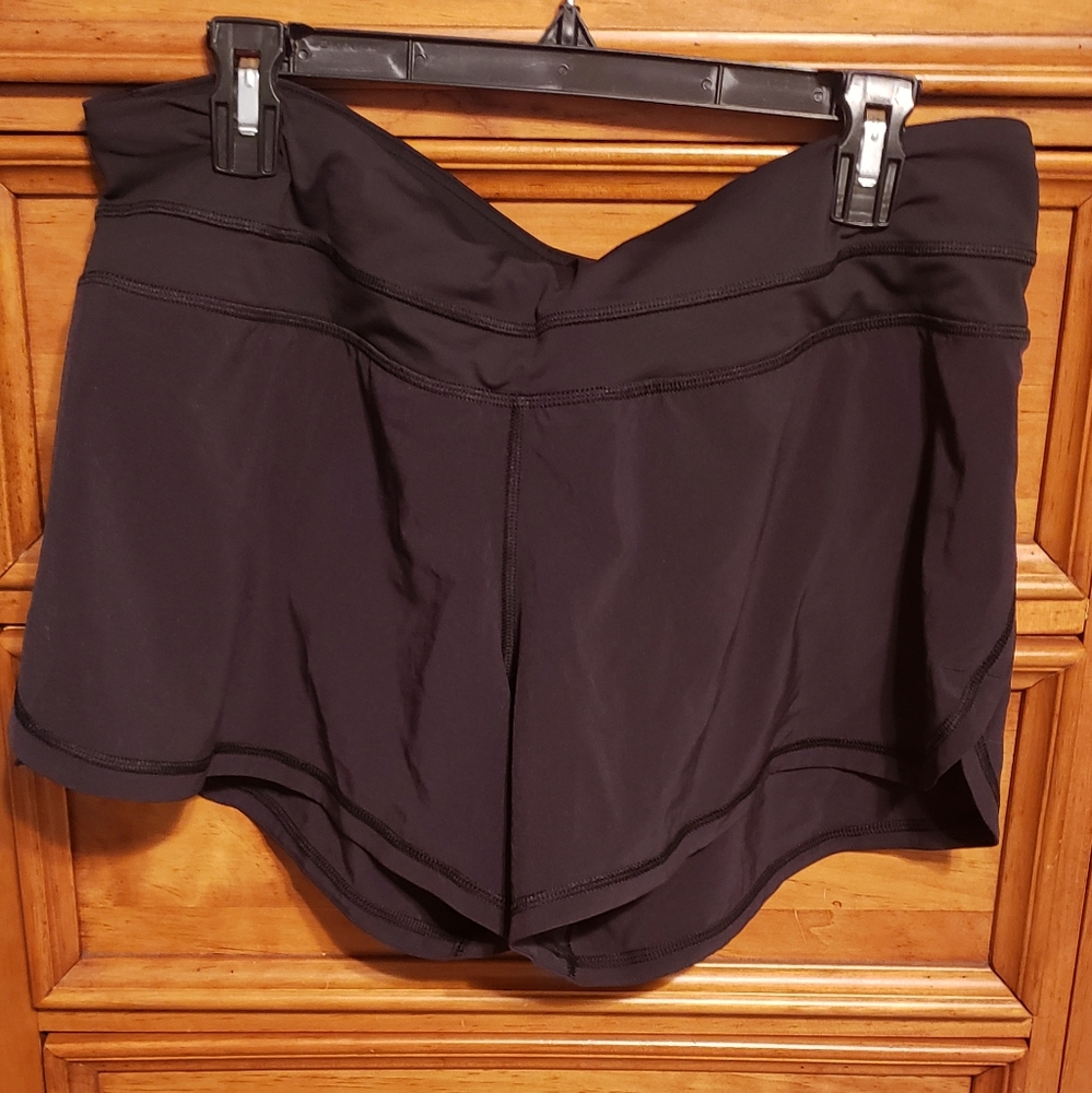 🍋Lululemon Black Running Shorts Size 10 4" Inseam